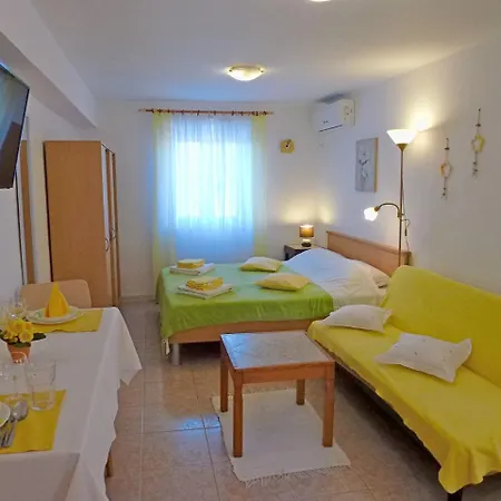 Διαμέρισμα Apartement Natalija St. Njivice